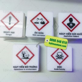 Biển báo an toàn, hóa chất nguy hiểm