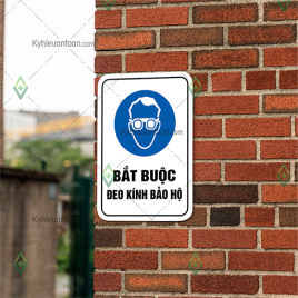 Biển báo an toàn_bắt buộc đeo kính bảo hộ