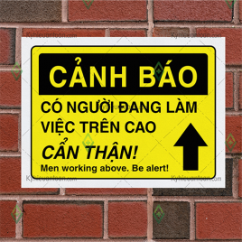 Biển cảnh báo có người đang làm việc trên cao