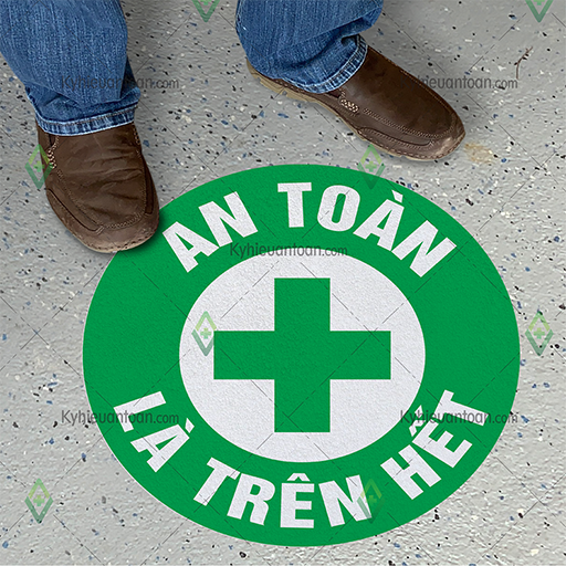Tấm dán sàn an toàn là trên hết