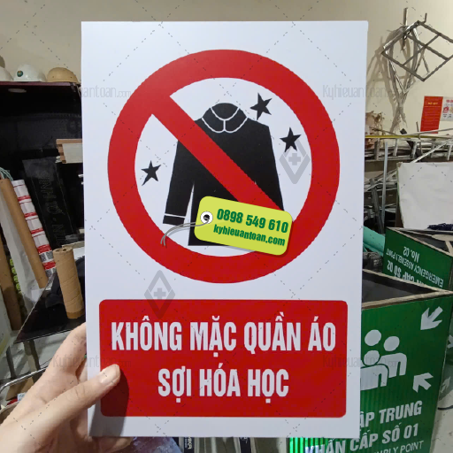 Bảng không mặc quần áo sợi hoá học